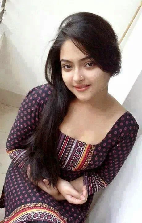 Cute Beauties Hot College Girls