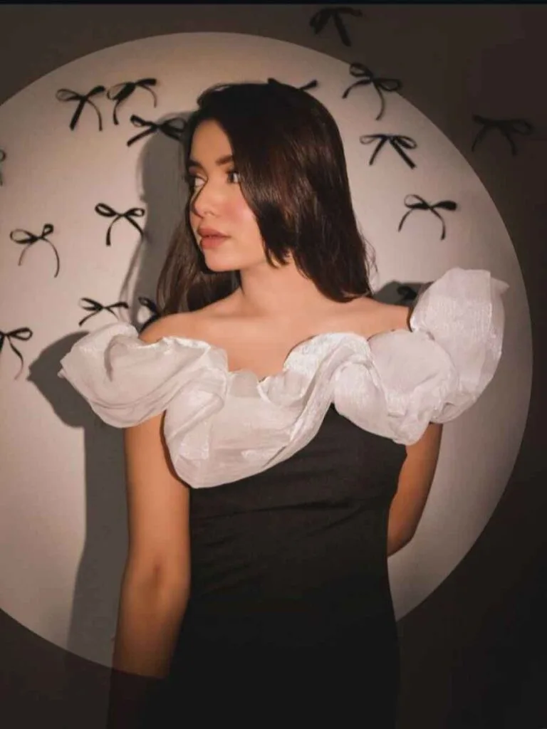 personalized-mumbai-escort-intimate-moments (1)