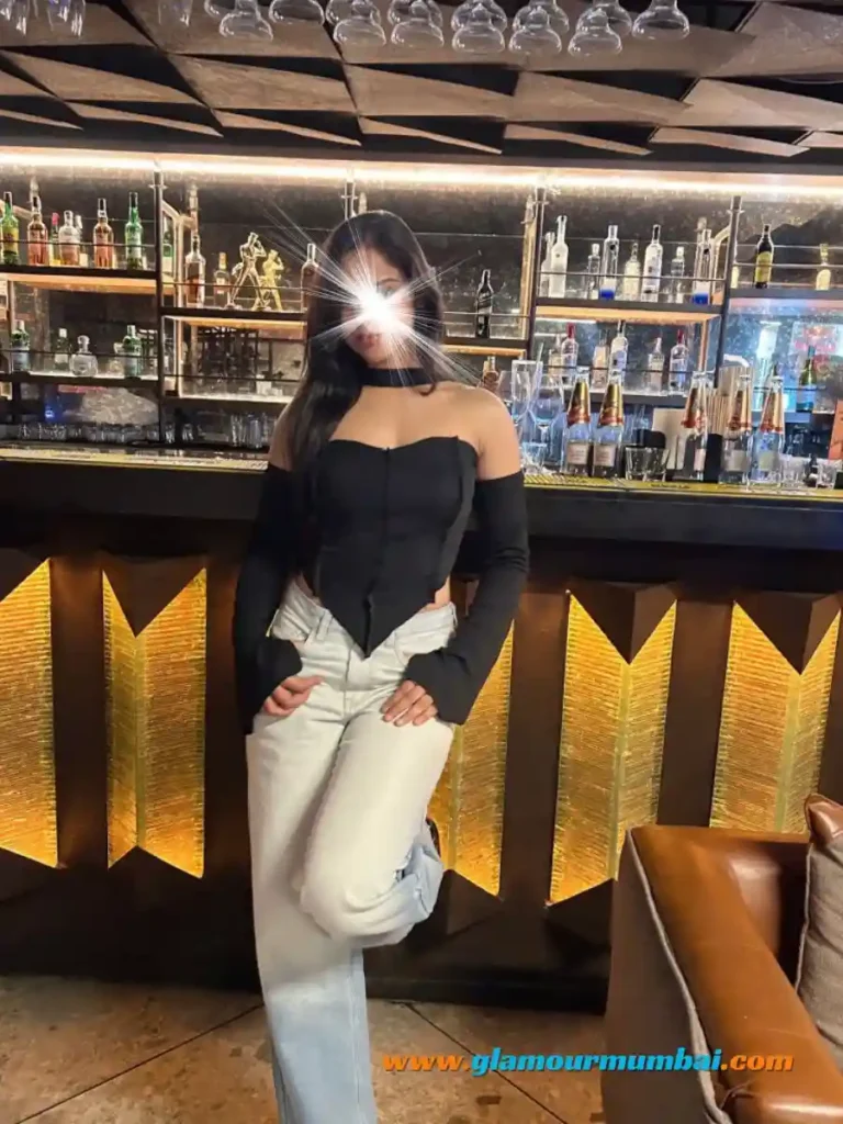 Meet Neetu through a trusted Mumbai escort service with professional and private companionship